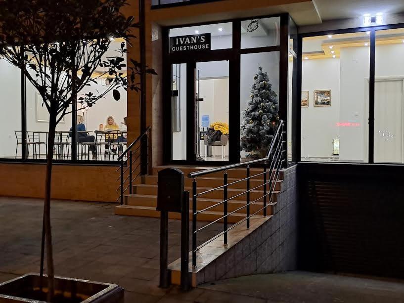 Ivan'S Guesthouse Парасин Экстерьер фото