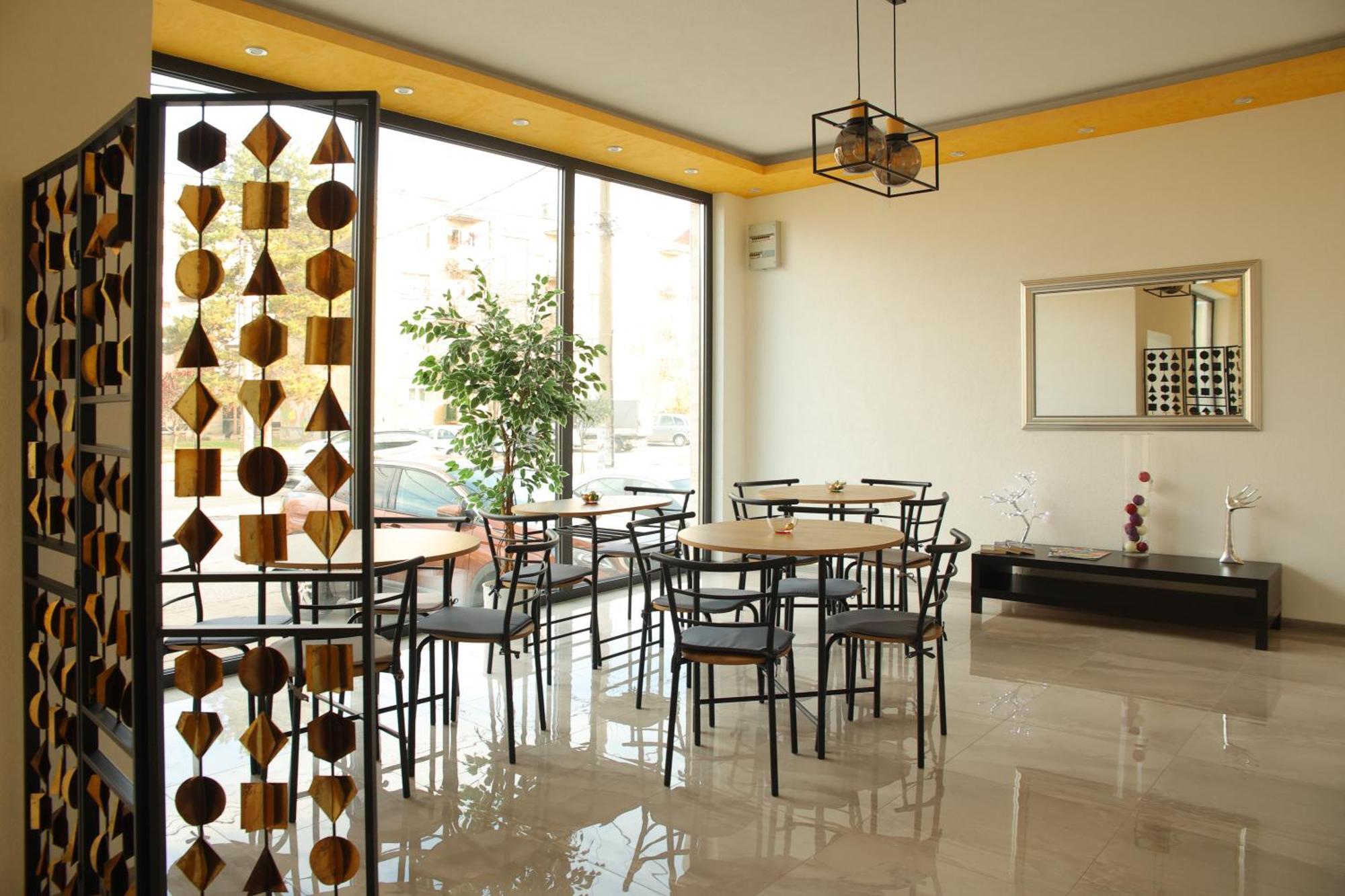 Ivan'S Guesthouse Парасин Экстерьер фото